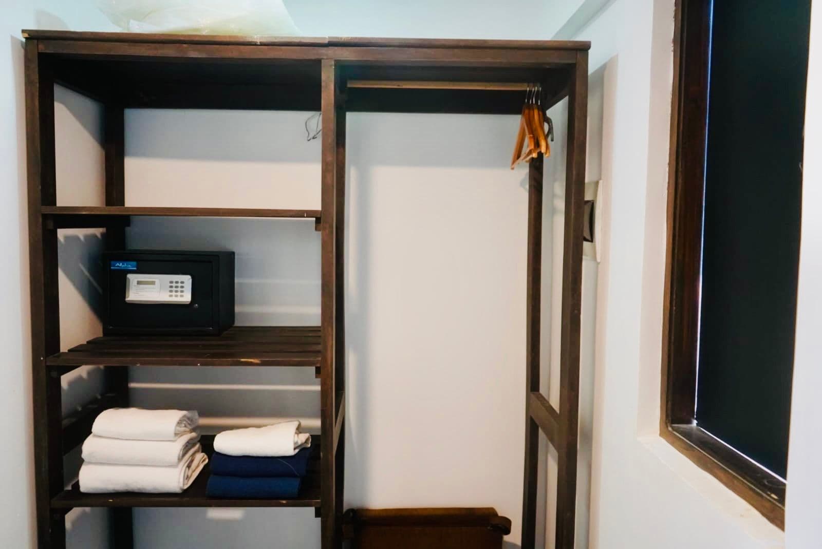 Deluxe Double Room – Amaluna thumbnail 3
